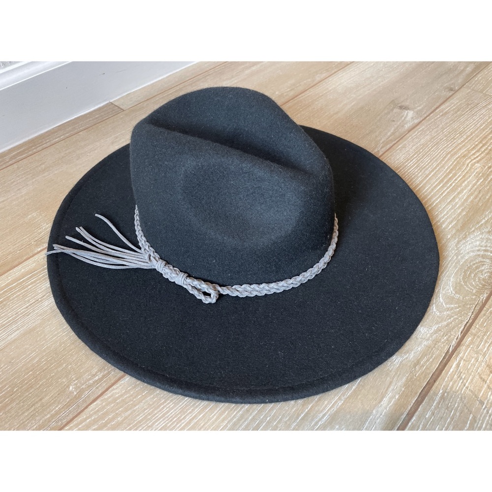 World Market Black Hat